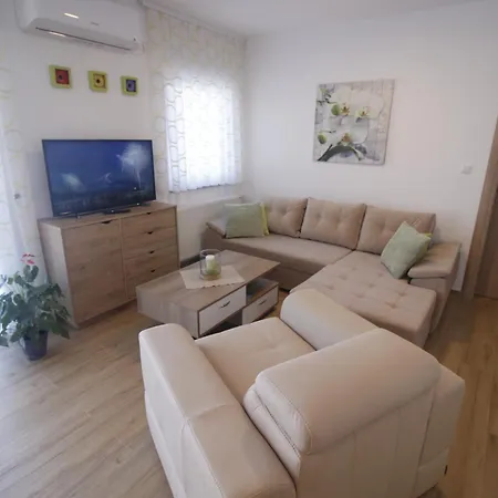 - Casa Adrianovo Lägenhet Ljubuški